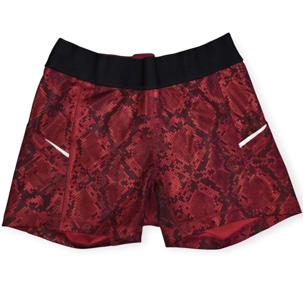 ❤️Lululemon Athletica Red Snake Print Women Shorts☆